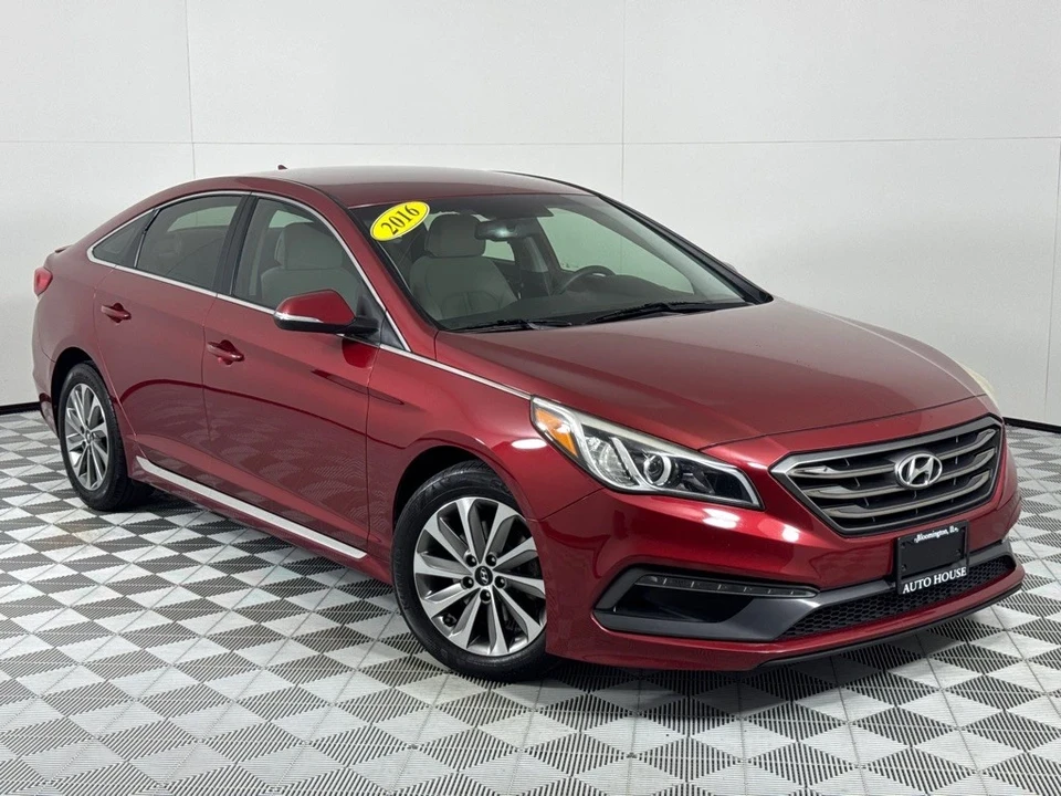 2016 Hyundai Sonata - Image 2 of 12