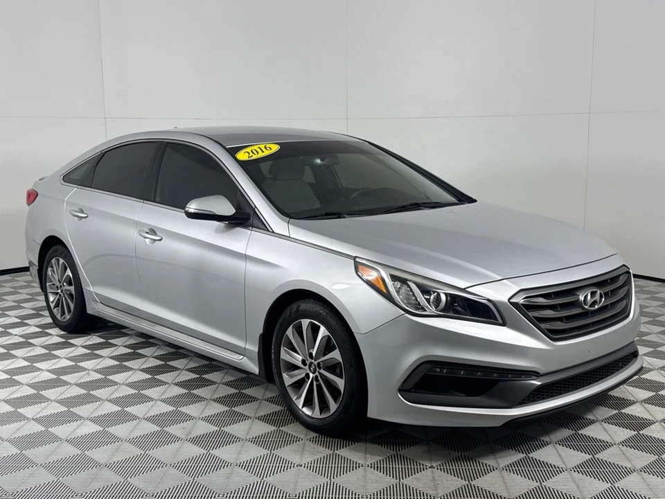 2016 Hyundai Sonata - Image 3 of 21