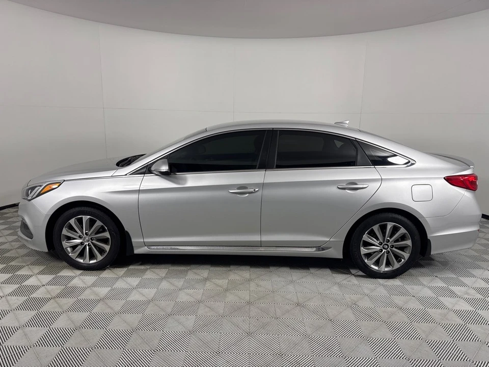 2016 Hyundai Sonata - Image 8 of 21