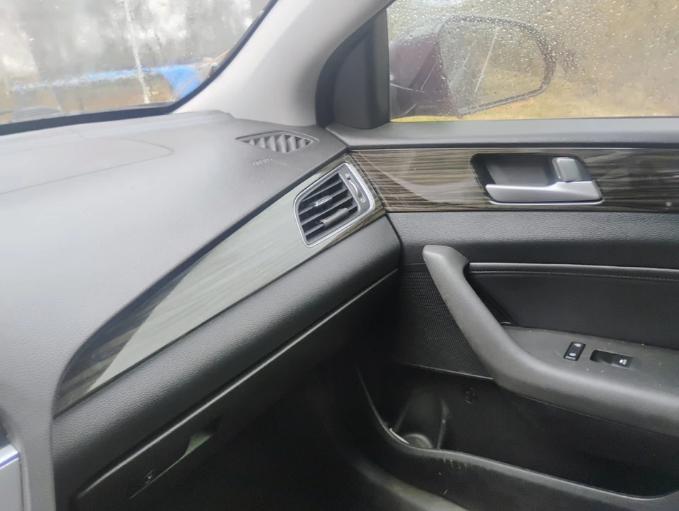 2016 Hyundai Sonata - Image 11 of 19