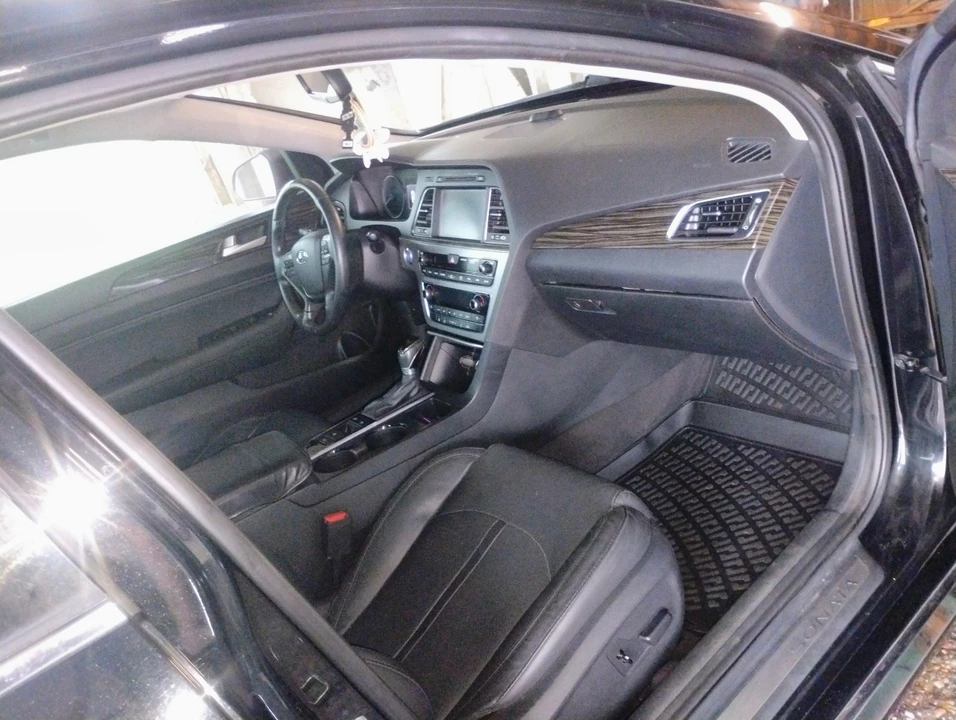 2016 Hyundai Sonata - Image 10 of 21