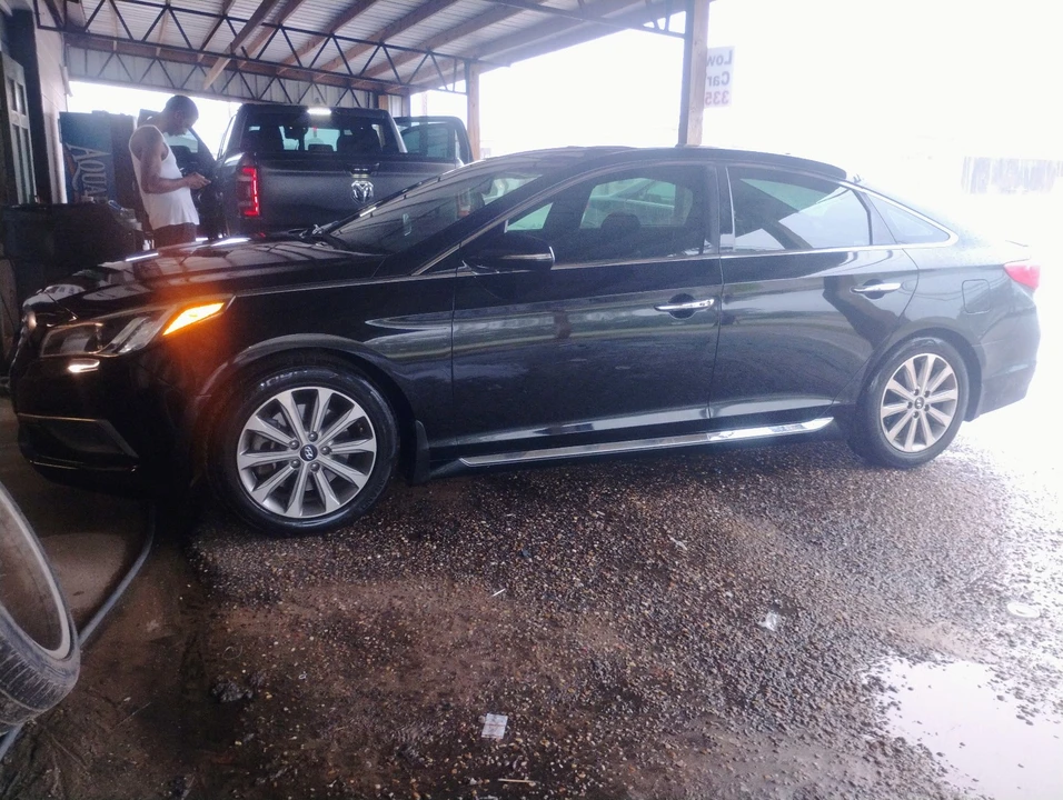 2016 Hyundai Sonata - Image 2 of 21