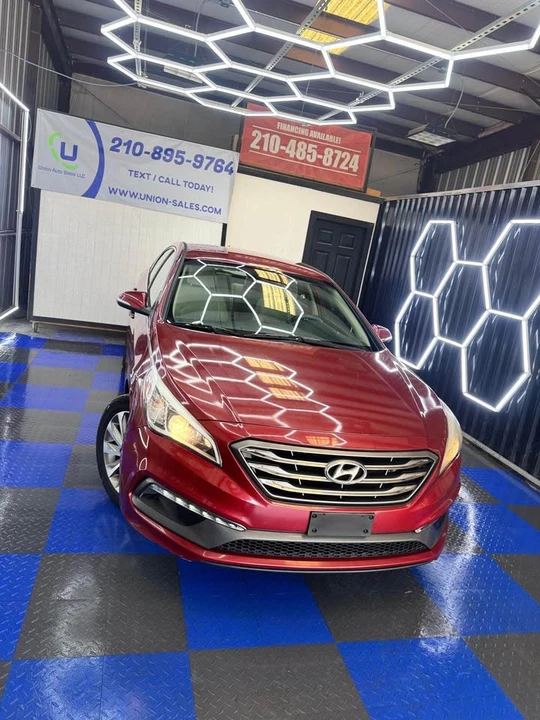 2016 Hyundai Sonata - Image 2 of 10