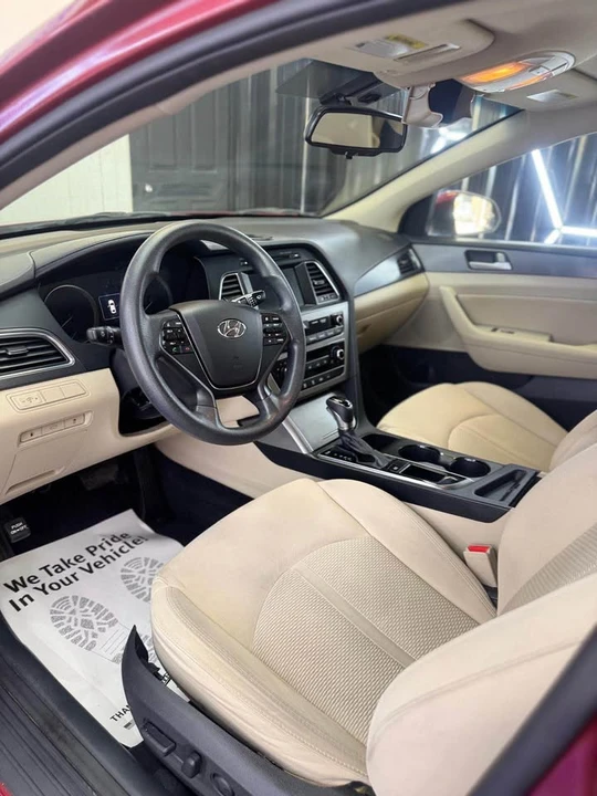 2016 Hyundai Sonata - Image 7 of 10