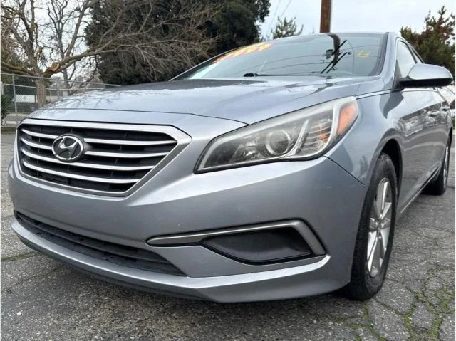 2016 Hyundai Sonata - Image 6 of 10