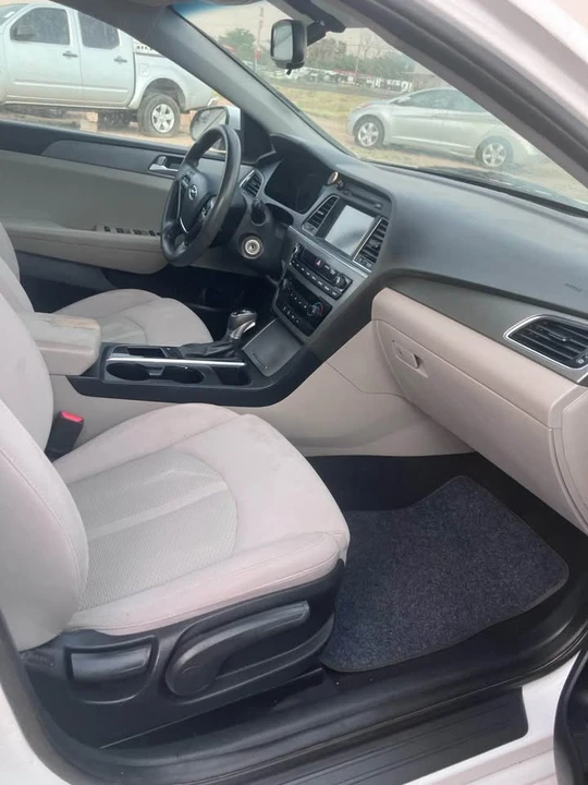 2016 Hyundai Sonata - Image 19 of 20