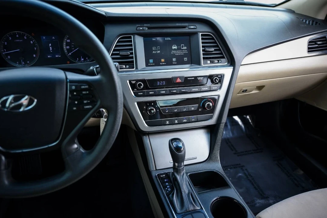 2016 Hyundai Sonata - Image 17 of 17
