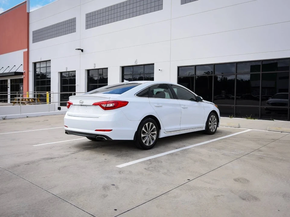 2016 Hyundai Sonata - Image 7 of 12