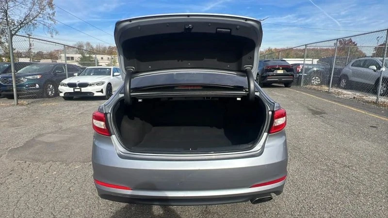 2016 Hyundai Sonata - Image 9 of 12