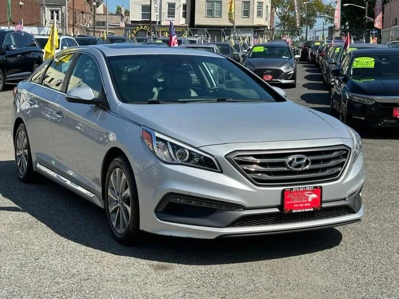 2016 Hyundai Sonata - Image 3 of 12