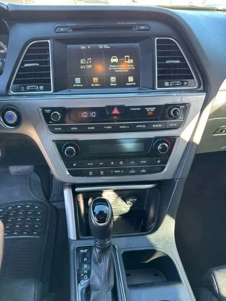 2016 Hyundai Sonata - Image 10 of 12