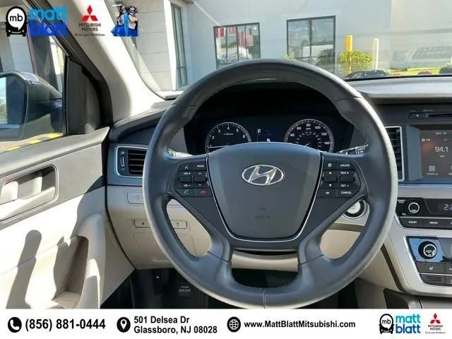 2016 Hyundai Sonata - Image 11 of 12