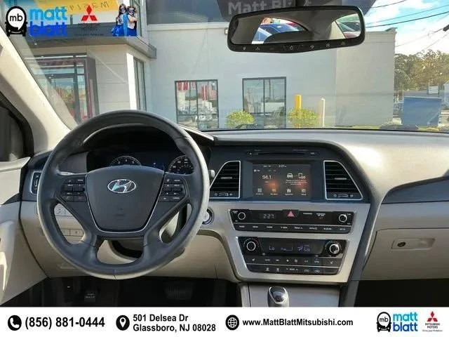 2016 Hyundai Sonata - Image 10 of 12