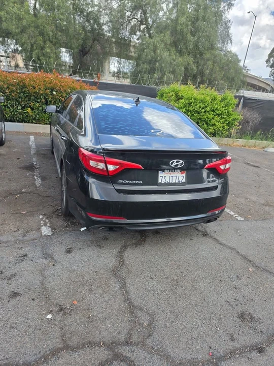 2016 Hyundai Sonata - Image 4 of 5