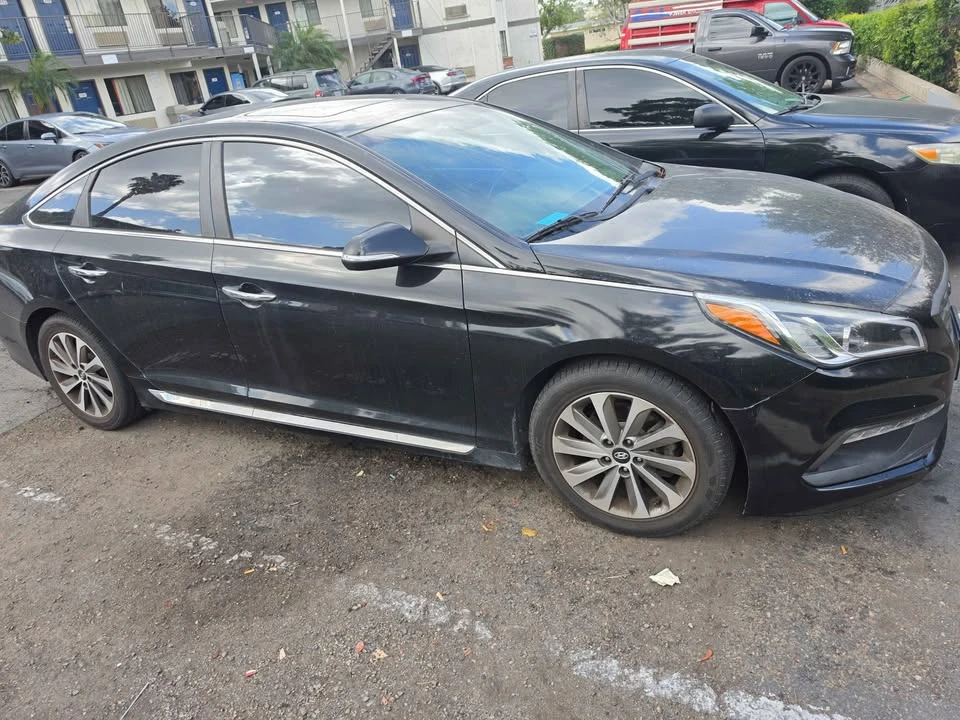 2016 Hyundai Sonata - Image 5 of 5