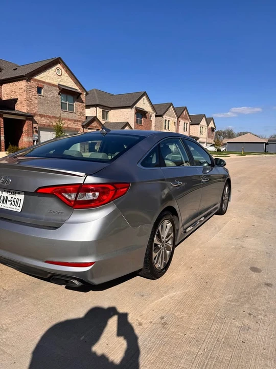 2016 Hyundai Sonata - Image 11 of 16