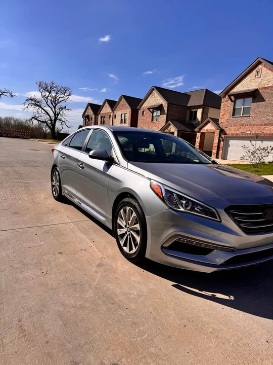 2016 Hyundai Sonata - Image 4 of 16