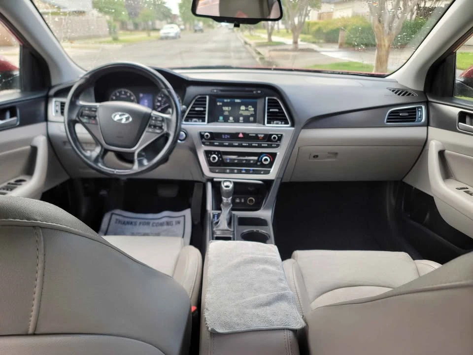 2016 Hyundai Sonata - Image 12 of 13