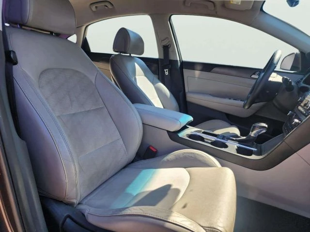 2016 Hyundai Sonata - Image 13 of 21