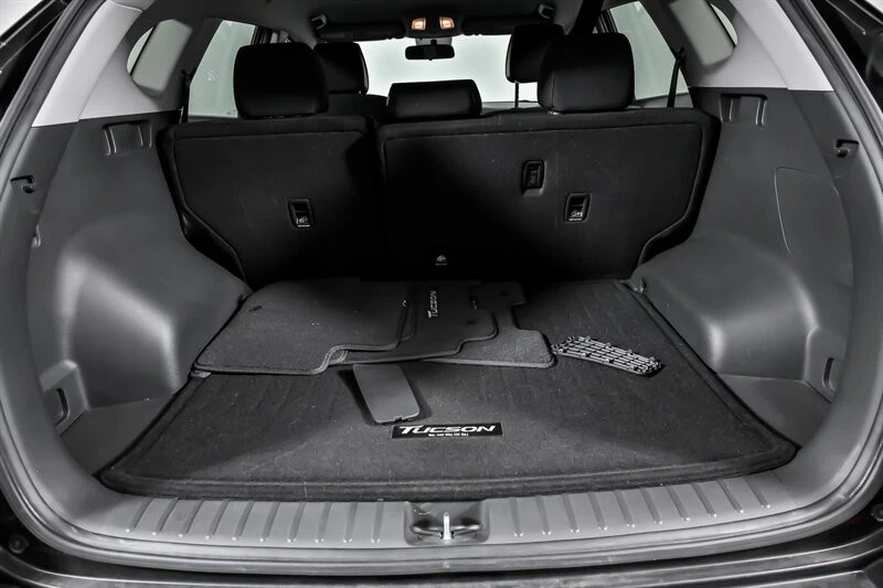 2016 Hyundai Tucson - Image 13 of 21