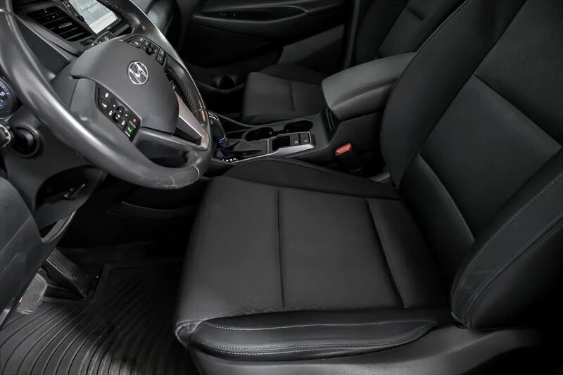 2016 Hyundai Tucson - Image 17 of 21