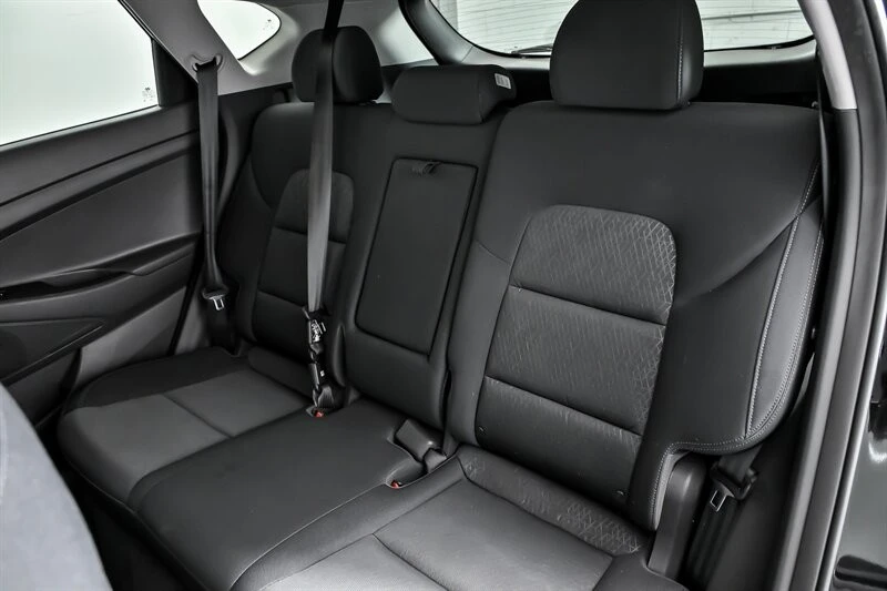 2016 Hyundai Tucson - Image 19 of 21