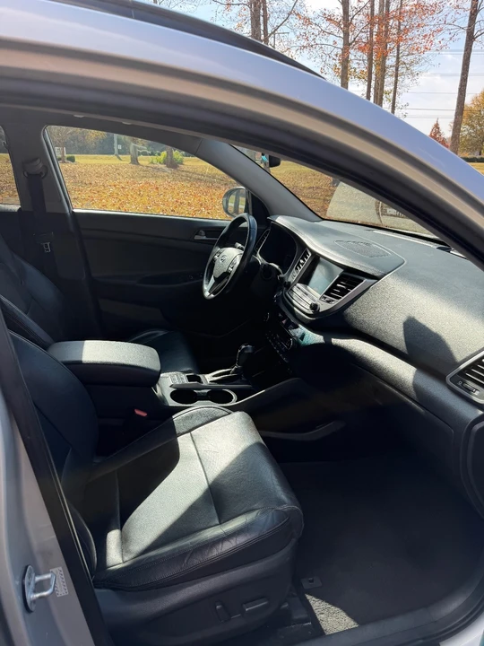 2016 Hyundai Tucson - Image 12 of 13