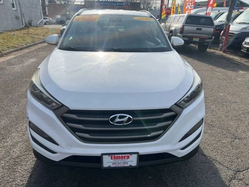 2016 Hyundai Tucson - Image 2 of 12