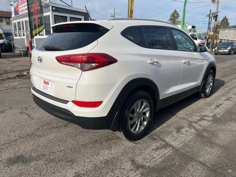 2016 Hyundai Tucson - Image 5 of 12