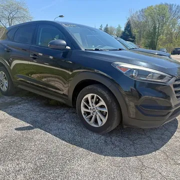 2016 Hyundai Tucson SE