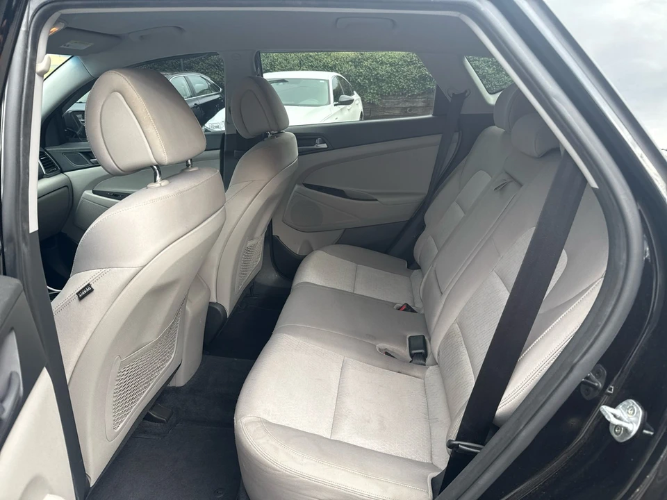 2016 Hyundai Tucson - Image 11 of 15