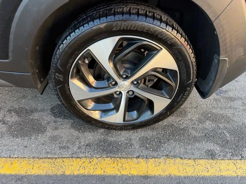 2016 Hyundai Tucson - Image 9 of 12