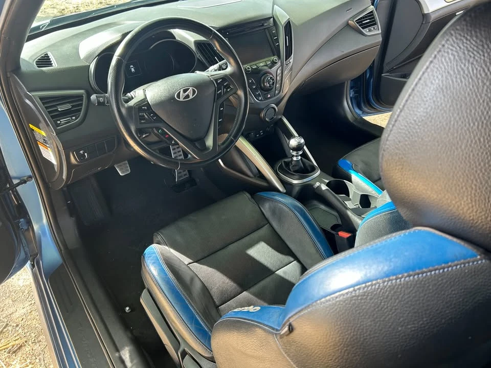 2016 Hyundai Veloster - Image 13 of 21