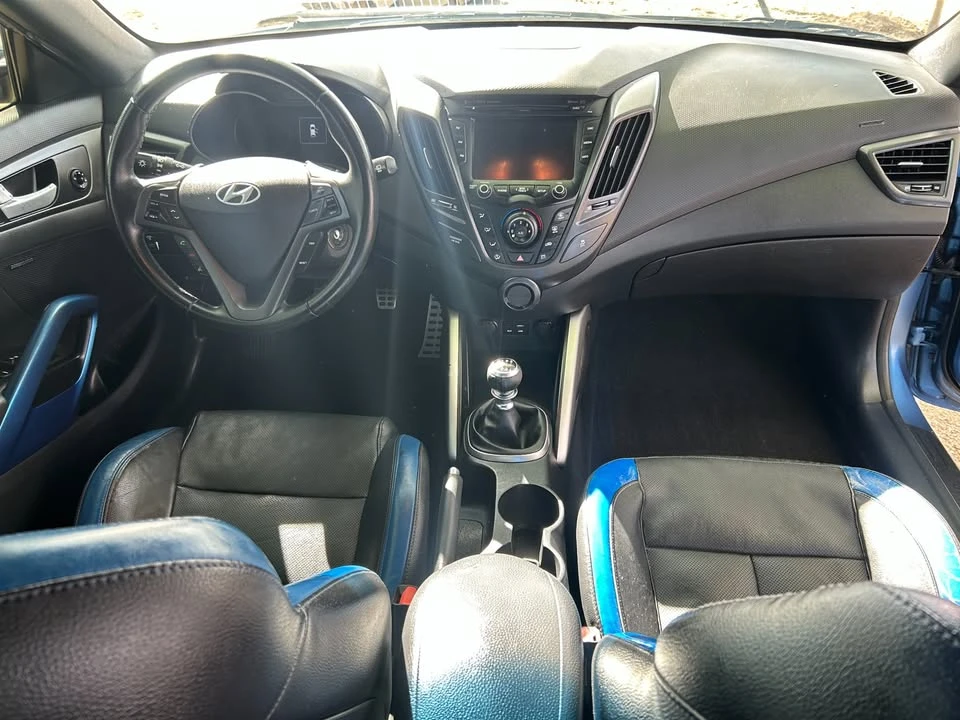 2016 Hyundai Veloster - Image 11 of 21