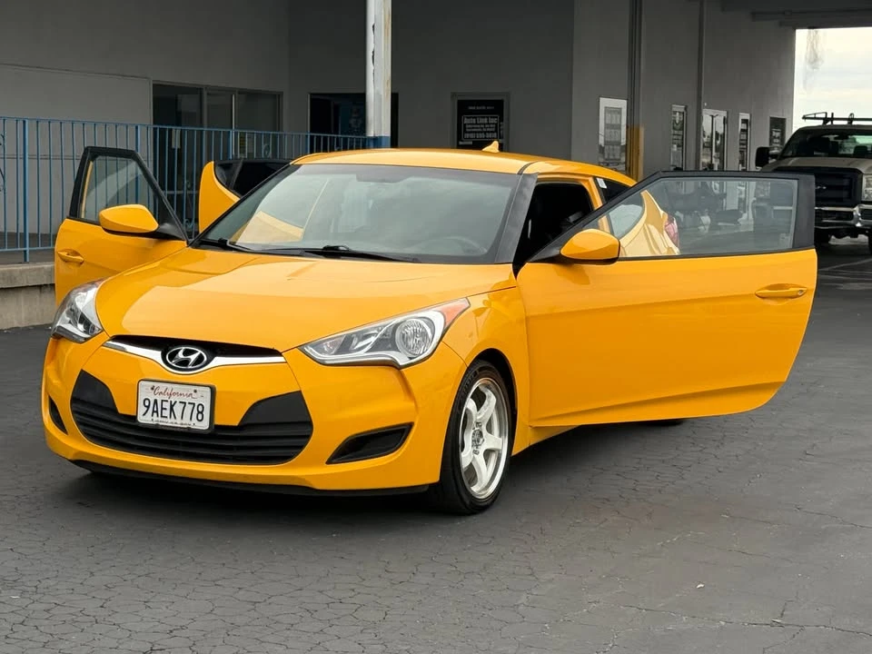 2016 Hyundai Veloster - Image 7 of 15