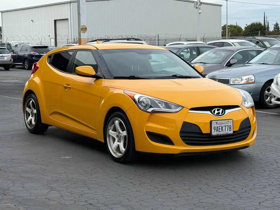 2016 Hyundai Veloster - Image 3 of 15