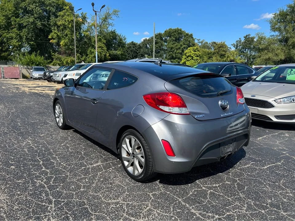 2016 Hyundai Veloster - Image 3 of 15