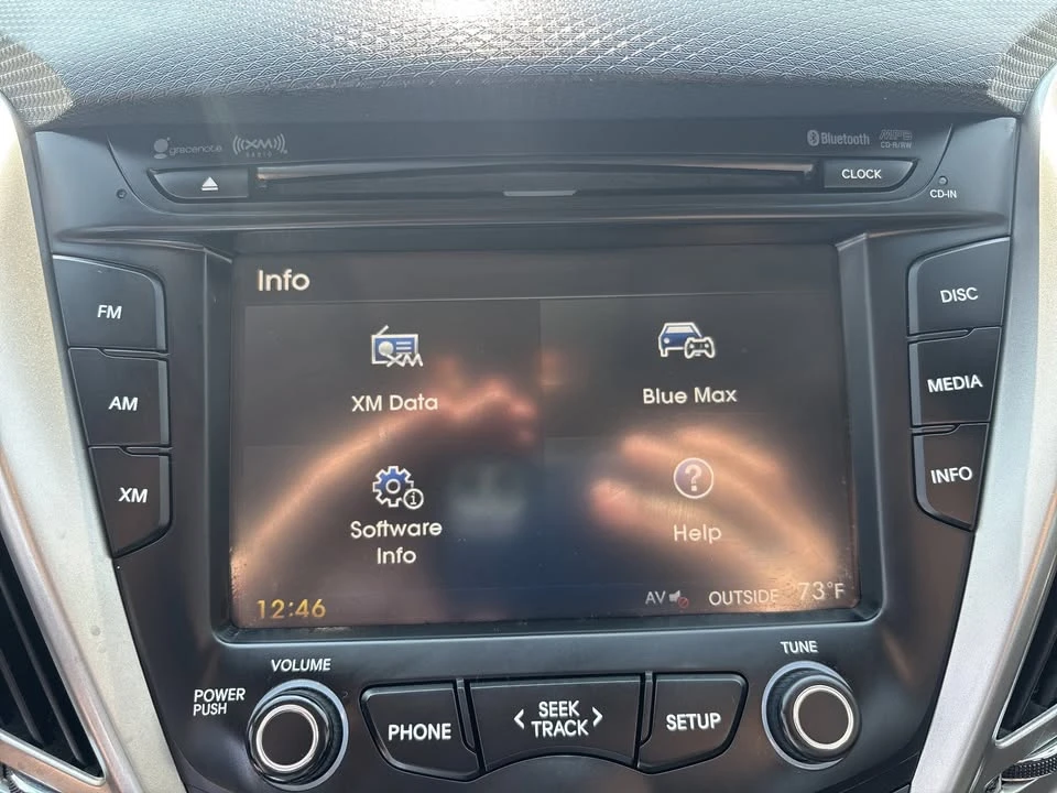 2016 Hyundai Veloster - Image 17 of 20