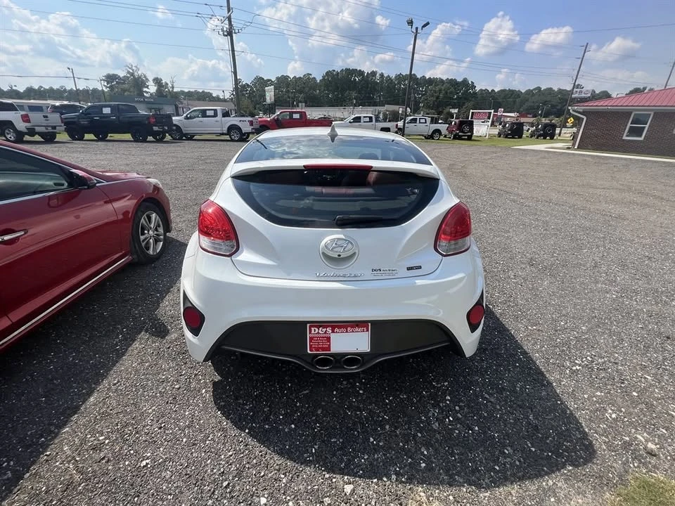 2016 Hyundai Veloster - Image 5 of 11