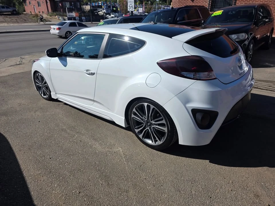 2016 Hyundai Veloster - Image 5 of 16