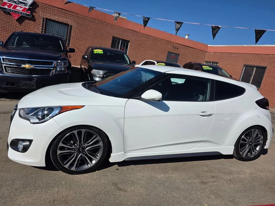 2016 Hyundai Veloster - Image 4 of 16