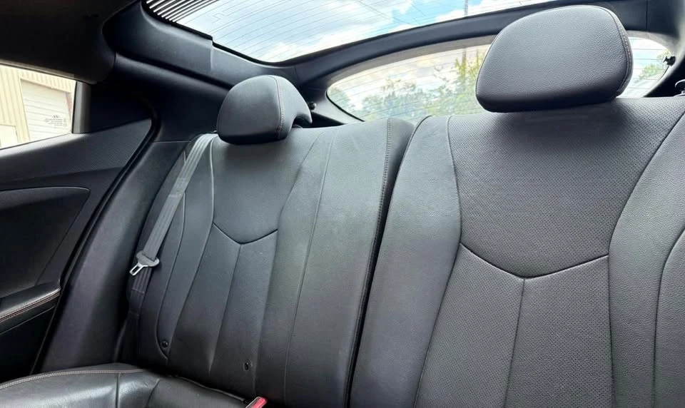 2016 Hyundai Veloster - Image 20 of 20