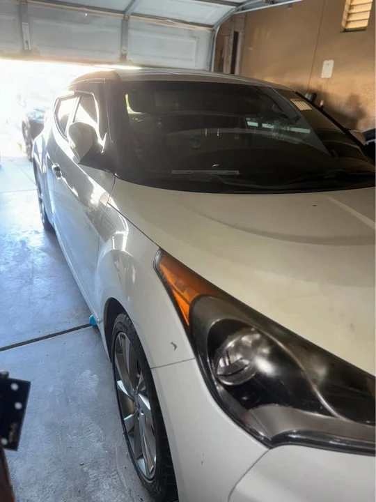 2016 Hyundai Veloster - Image 2 of 8