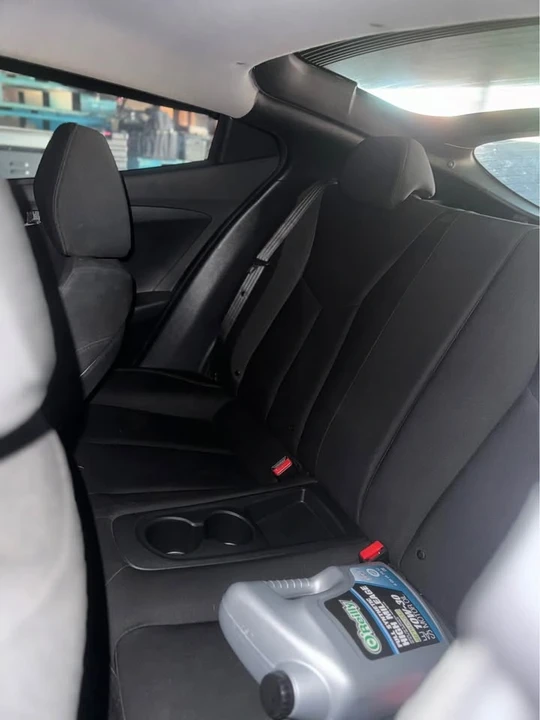 2016 Hyundai Veloster - Image 6 of 8