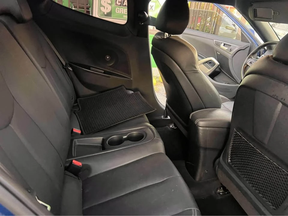 2016 Hyundai Veloster - Image 4 of 7