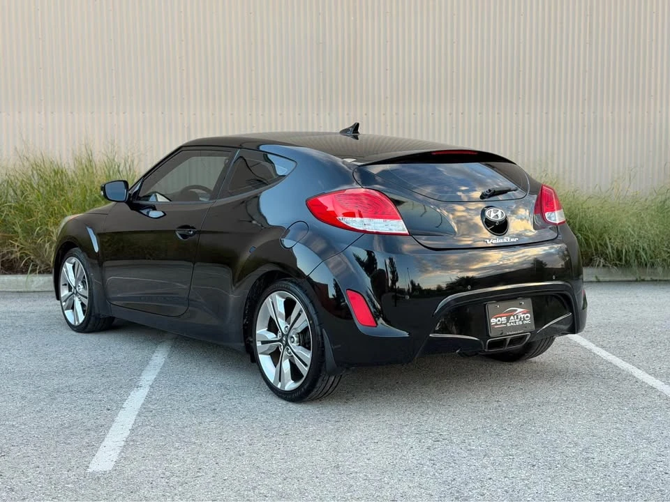 2016 Hyundai Veloster - Image 3 of 17
