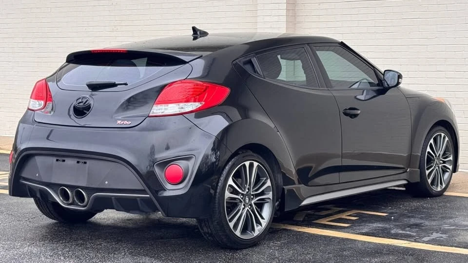 2016 Hyundai Veloster - Image 4 of 19