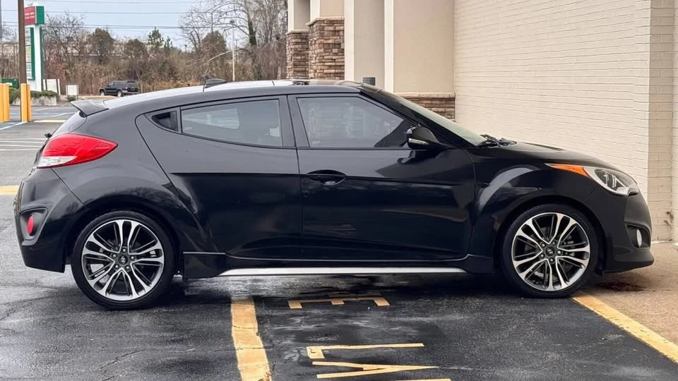 2016 Hyundai Veloster - Image 6 of 19