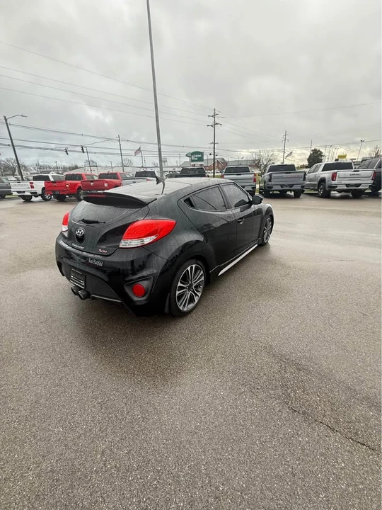 2016 Hyundai Veloster - Image 7 of 19