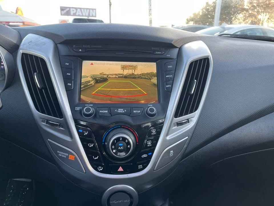 2016 Hyundai Veloster - Image 10 of 10
